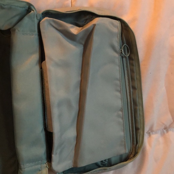 New Diniwell travel makeup or undergarment bag - Picture 3 of 3